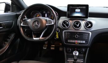 MERCEDES-BENZ Classe CLA Sho.Brake 180 D AMG LINE completo