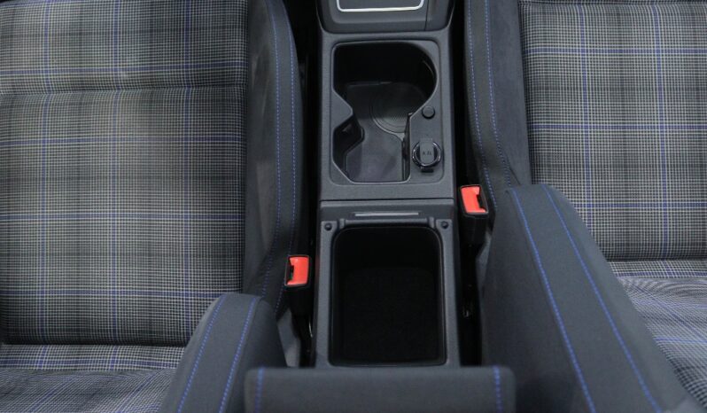 VOLKSWAGEN Golf VIII 1.4 TSI GTE+ DSG completo