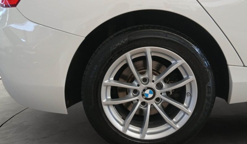 BMW Serie LCI 2 116 D LINE SPORT AUTO completo