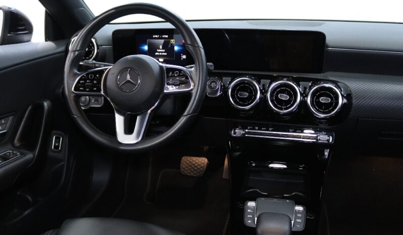 MERCEDES-BENZ Classe CLA Shooting Brake 250 E STYLE PLUS completo