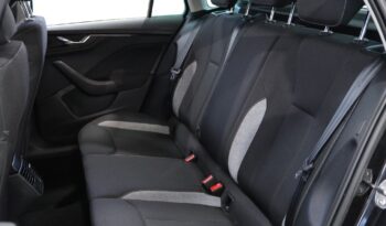 SKODA Kamiq 1.0 TSI DSG completo