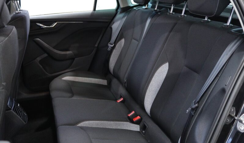 SKODA Kamiq 1.0 TSI DSG completo