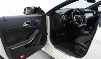 MERCEDES-BENZ Classe CLA Sho.Brake 180 D AMG LINE completo