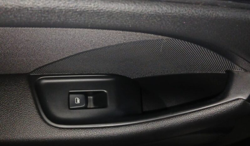 AUDI A3 Sportback 1.6 TDI ADVANCE completo
