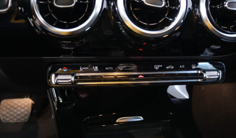 MERCEDES-BENZ Classe CLA Shooting Brake 250 E STYLE PLUS completo