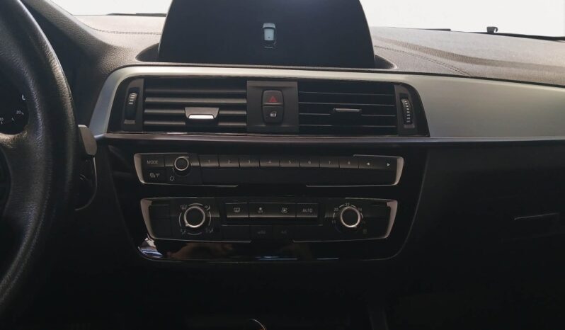 BMW Serie LCI 2 116 D LINE SPORT AUTO completo