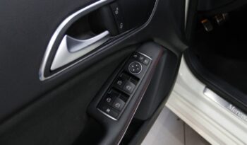 MERCEDES-BENZ Classe CLA Sho.Brake 180 D AMG LINE completo