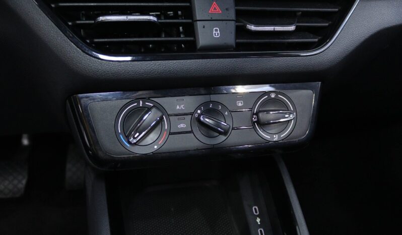 SKODA Kamiq 1.0 TSI DSG completo