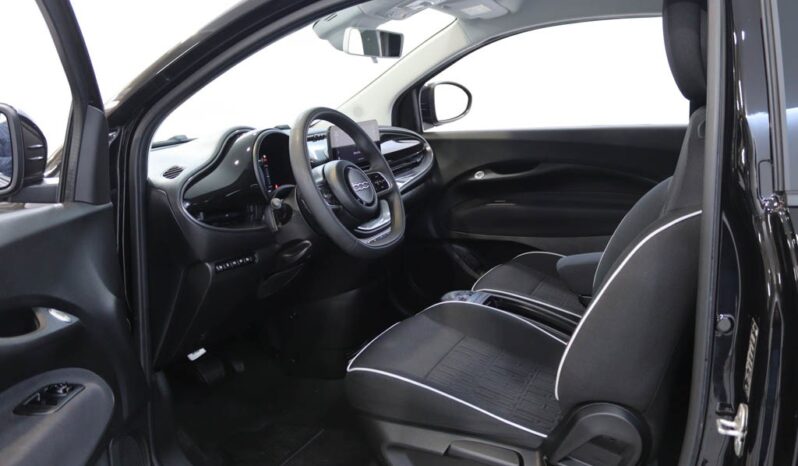 FIAT 500 42 KWH NOVO completo