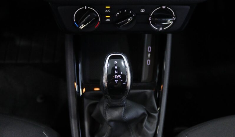 SKODA Kamiq 1.0 TSI DSG completo
