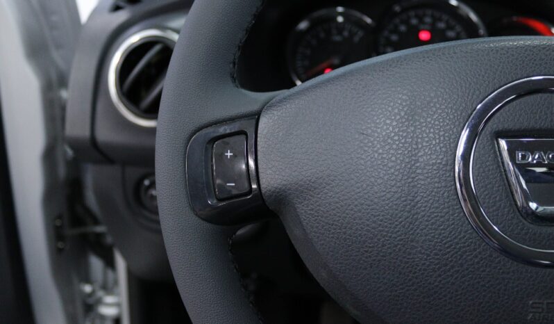 DACIA Sandero 0.9 TCE SL 10 ANOS completo