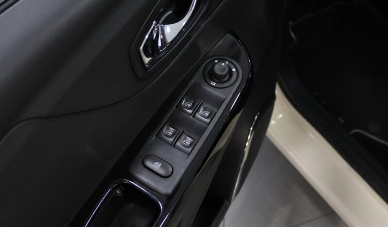 RENAULT Captur 1.2 TCE EXCLUSIVE EDC completo