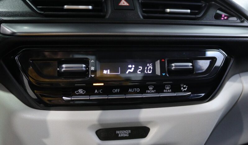SUZUKI SWIFT 1.2 MILD HYBRID S3 completo