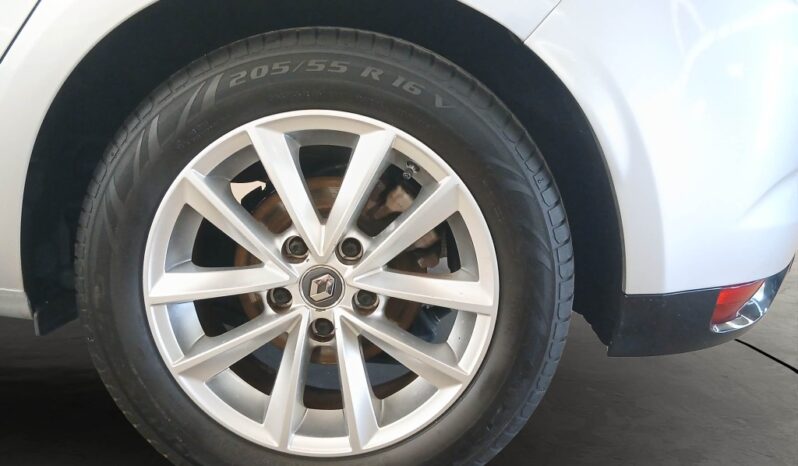 RENAULT Mégane IV 1.5 DCI INTENS completo