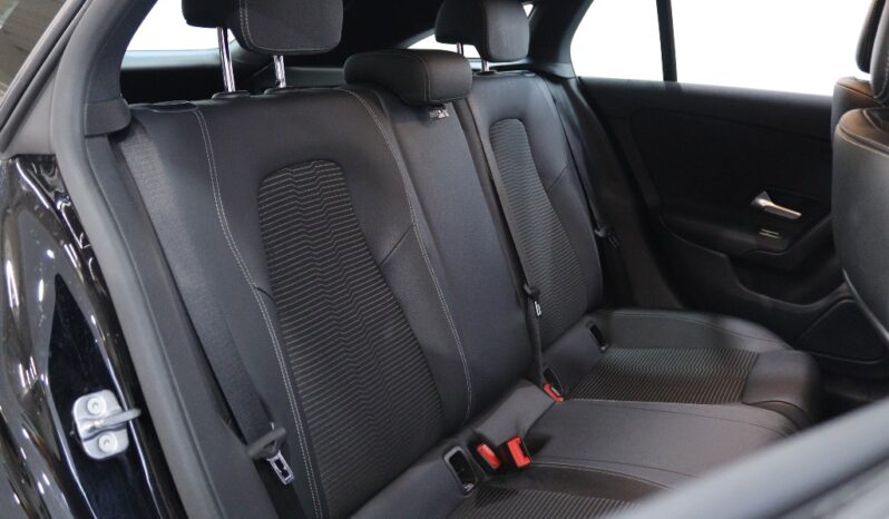MERCEDES-BENZ Classe CLA Shooting Brake 250 E STYLE PLUS completo