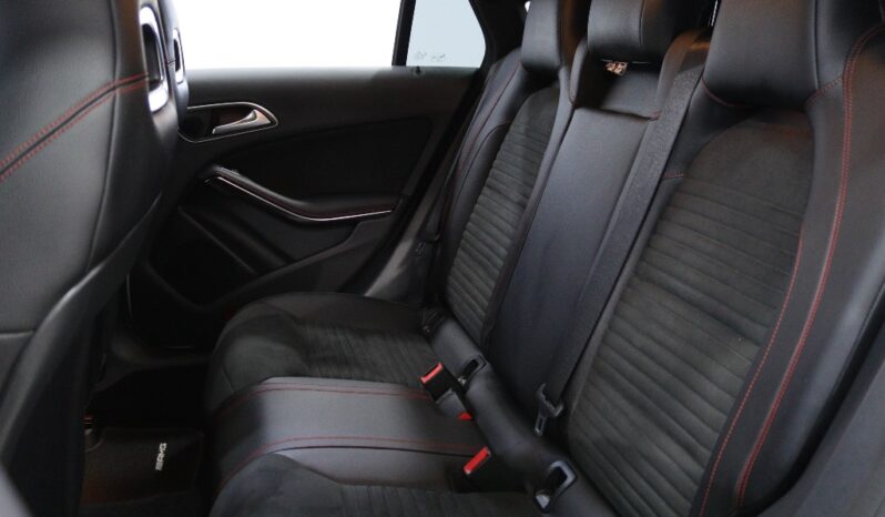 MERCEDES-BENZ Classe CLA Sho.Brake 180 D AMG LINE completo