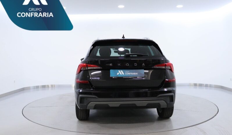 SKODA Kamiq 1.0 TSI DSG completo