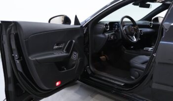 MERCEDES-BENZ Classe CLA Shooting Brake 250 E STYLE PLUS completo