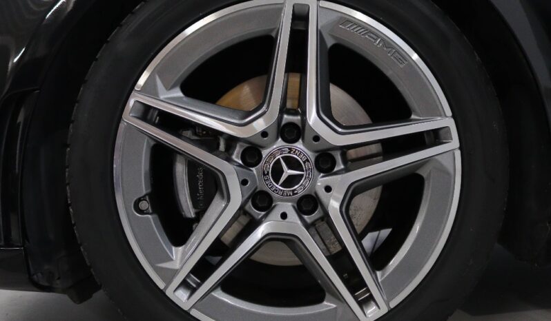 MERCEDES-BENZ Classe A 180 D AMG LINE AUT. completo