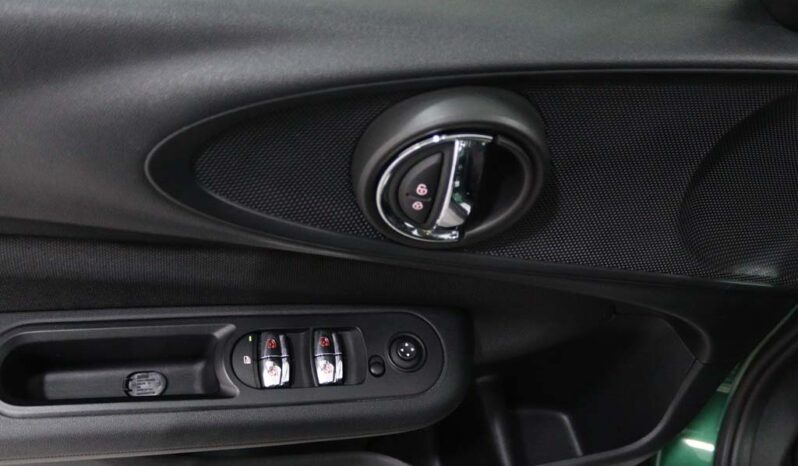 MINI Mini Clubman ONE D completo