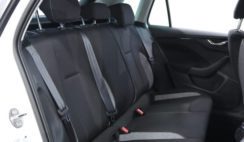 SKODA Kamiq 1.0 TSI DSG completo