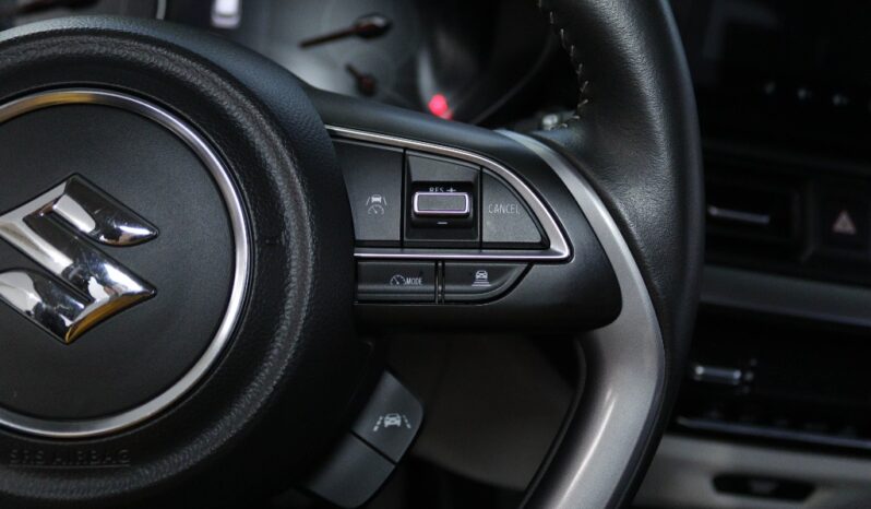 SUZUKI SWIFT 1.2 MILD HYBRID S3 completo
