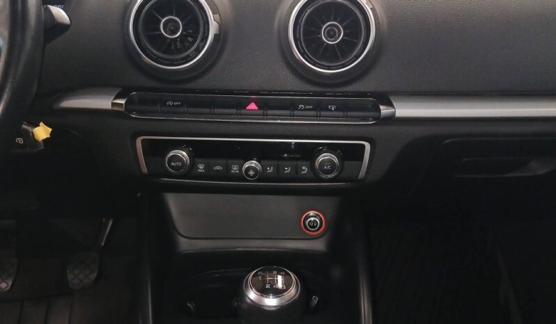 AUDI A3 Sportback 1.6 TDI ADVANCE completo