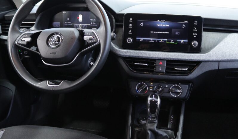 SKODA Kamiq 1.0 TSI DSG completo