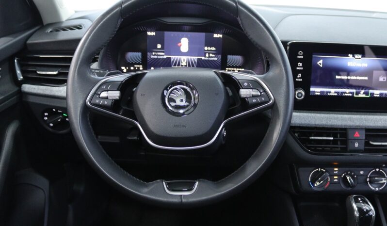 SKODA Kamiq 1.0 TSI DSG completo