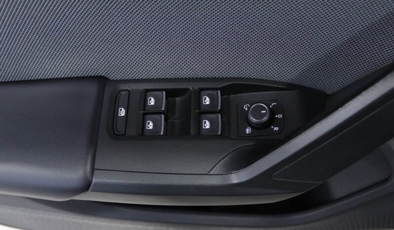 SEAT Leon 1.0 TSI STYLE completo