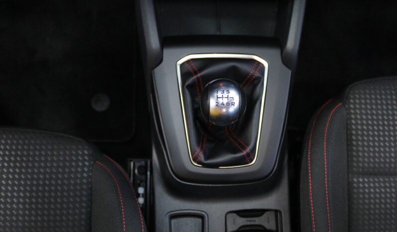 FORD Focus 1.0 ECOBOOST MHEV ST-LINE completo