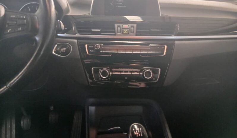 BMW X1 16 D SDRIVE completo