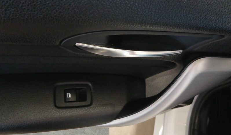 BMW Serie LCI 2 116 D LINE SPORT AUTO completo
